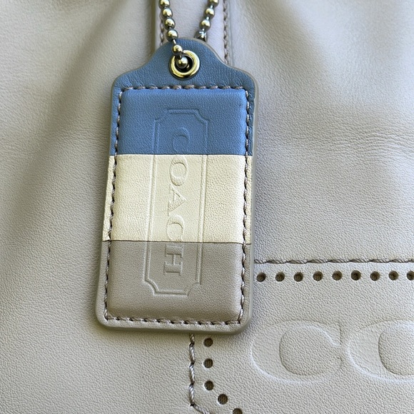 Vintage Leather COACH Shoulder Bag - Picture 2 of 13